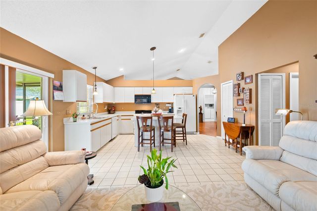 638 WHITE RIVER DRIVE, Orlando, FL 32828