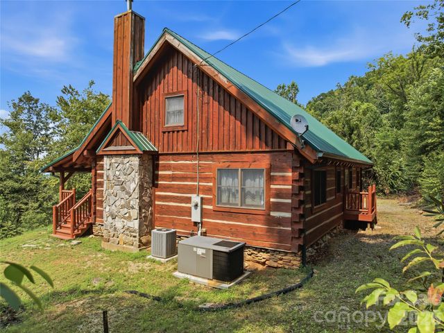 226 High Top Mountain Road, Leicester, NC 28748