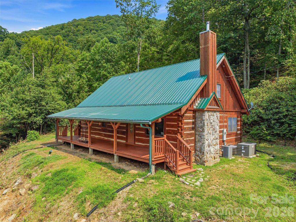 226 High Top Mountain Road, Leicester, NC 28748
