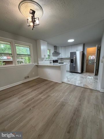 5901 85TH PL, Hyattsville, MD 20784