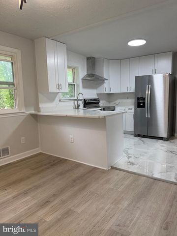 5901 85TH PL, Hyattsville, MD 20784