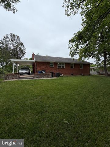 5901 85TH PL, Hyattsville, MD 20784
