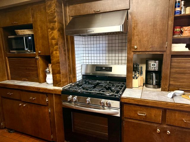 57187 Tamarack Drive, Springville, CA 93265