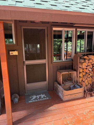 57187 Tamarack Drive, Springville, CA 93265