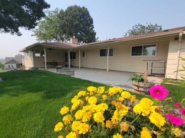 16658 Sage Acres Ln, Caldwell, ID 83607