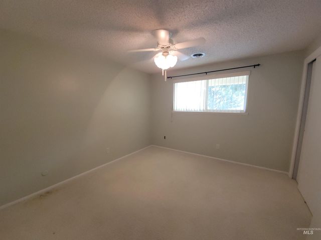 16658 Sage Acres Ln, Caldwell, ID 83607