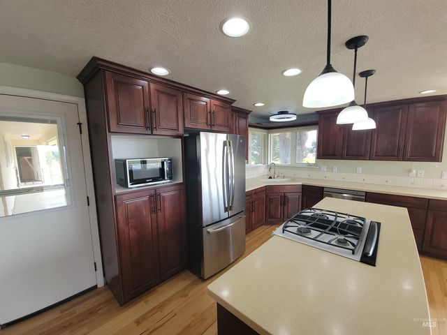 16658 Sage Acres Ln, Caldwell, ID 83607