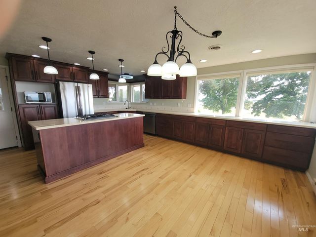 16658 Sage Acres Ln, Caldwell, ID 83607