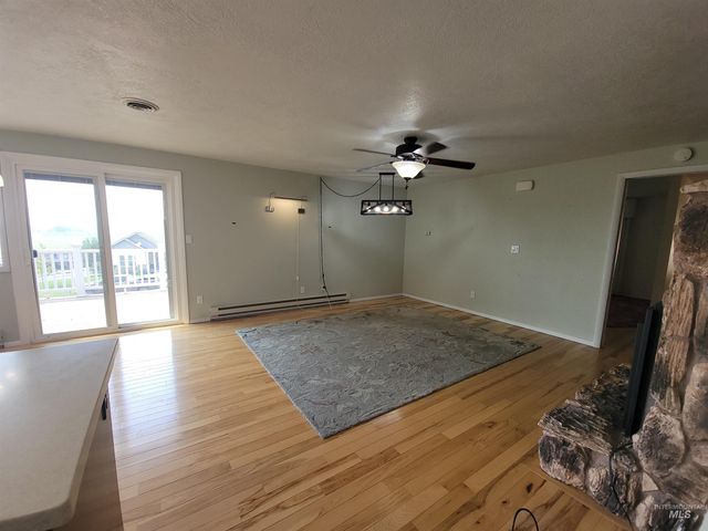 16658 Sage Acres Ln, Caldwell, ID 83607