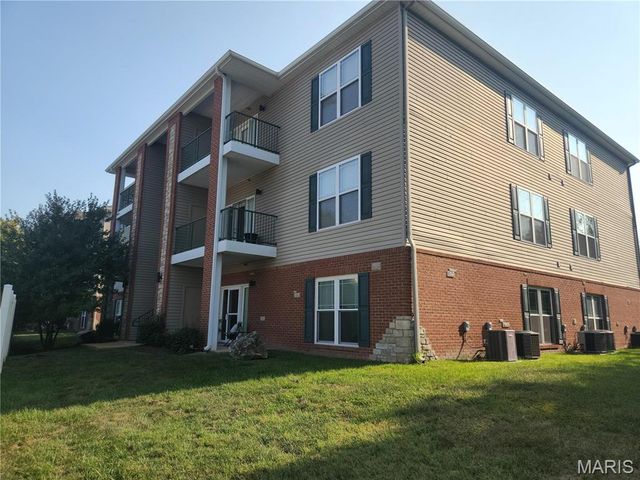 845 Forest Avenue 104, Valley Park, MO 63088