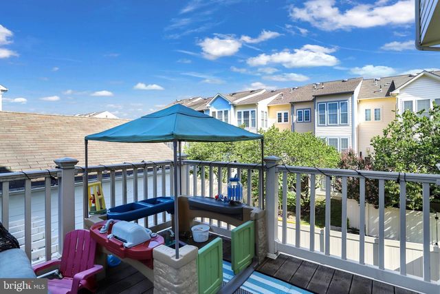 192 FLOWERING DOGWOOD TER SE, Leesburg, VA 20175