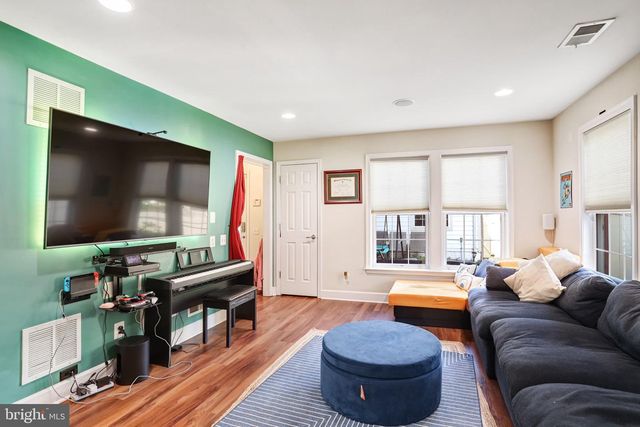 192 FLOWERING DOGWOOD TER SE, Leesburg, VA 20175