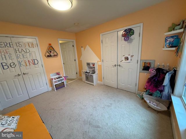 192 FLOWERING DOGWOOD TER SE, Leesburg, VA 20175
