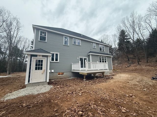 17 Longhill Road, Franklin, MA 02038