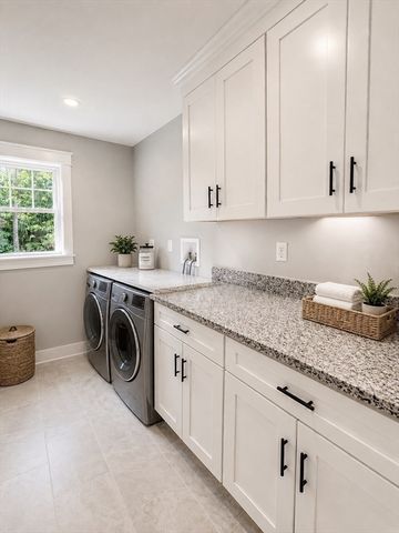 17 Longhill Road, Franklin, MA 02038