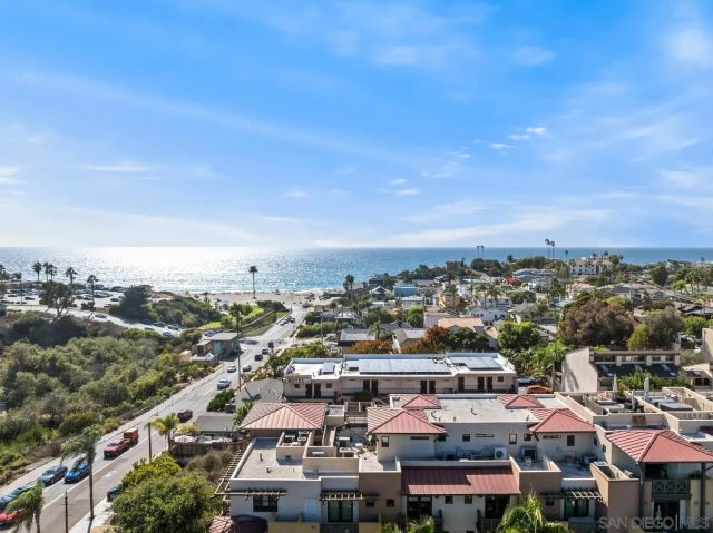90 N Coast Highway 101 201, Encinitas, CA 92024