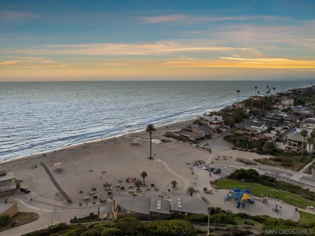 90 N Coast Highway 101 201, Encinitas, CA 92024