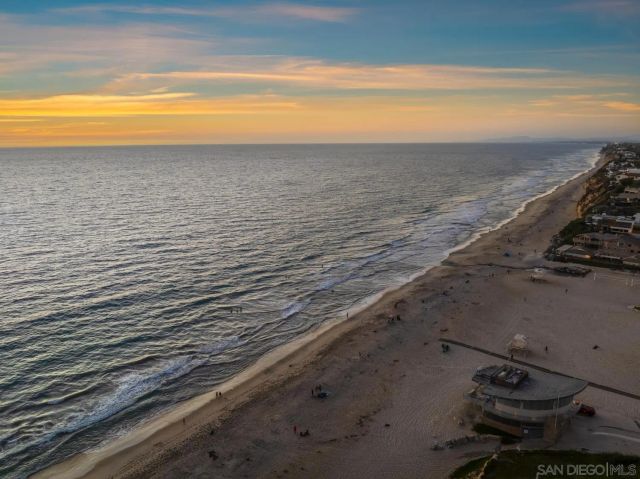90 N Coast Highway 101 201, Encinitas, CA 92024