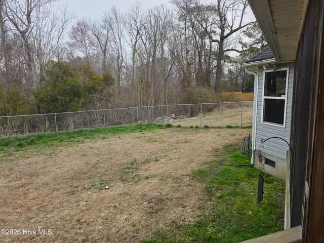 134 Bur Oaks Boulevard, Newport, NC 28570