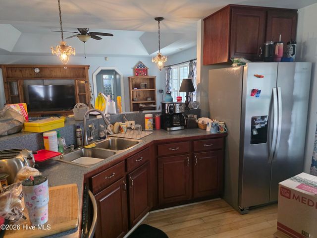 134 Bur Oaks Boulevard, Newport, NC 28570