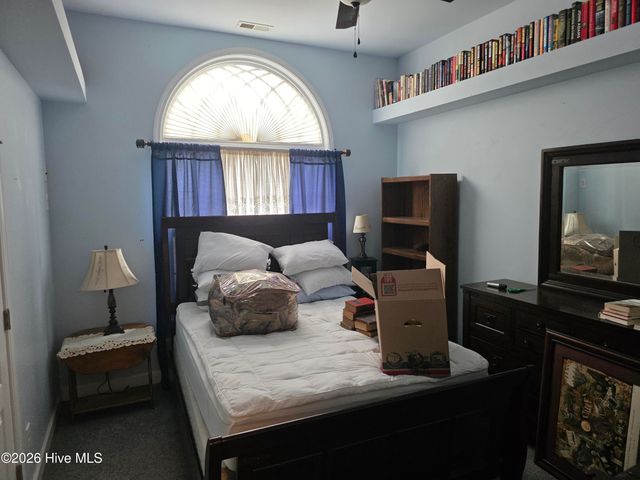 134 Bur Oaks Boulevard, Newport, NC 28570