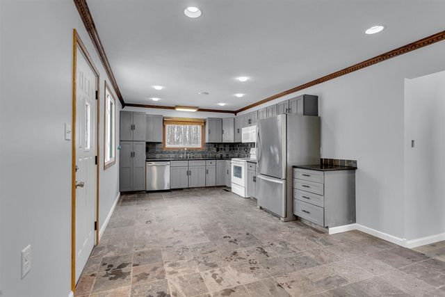 1860 E Liberty Road, Clarklake, MI 49234