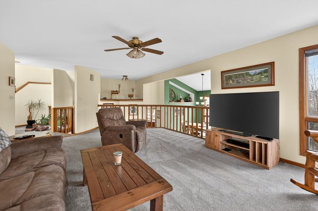 12070 River Road, Plano, IL 60545