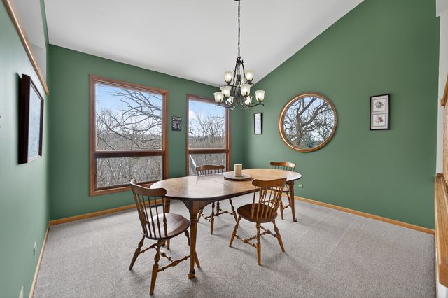 12070 River Road, Plano, IL 60545