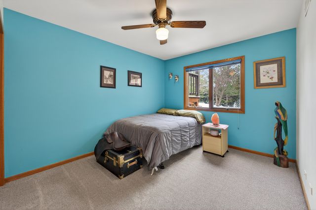 12070 River Road, Plano, IL 60545