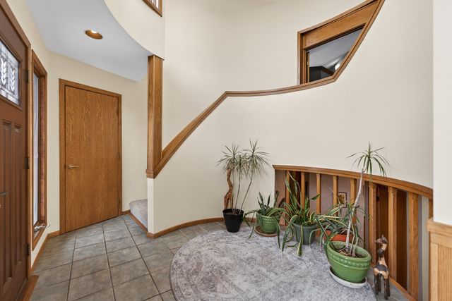 12070 River Road, Plano, IL 60545