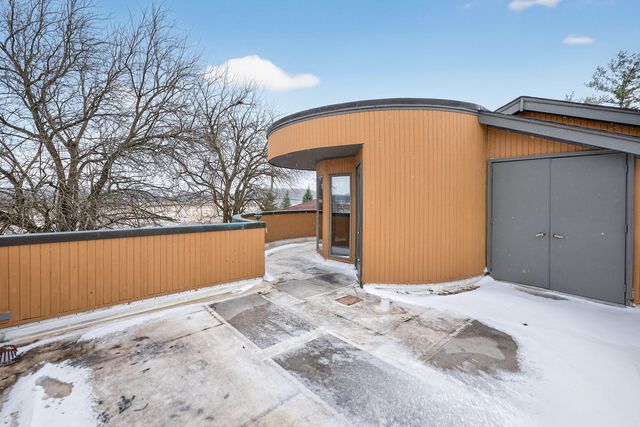 12070 River Road, Plano, IL 60545