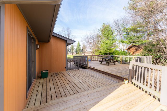 12070 River Road, Plano, IL 60545