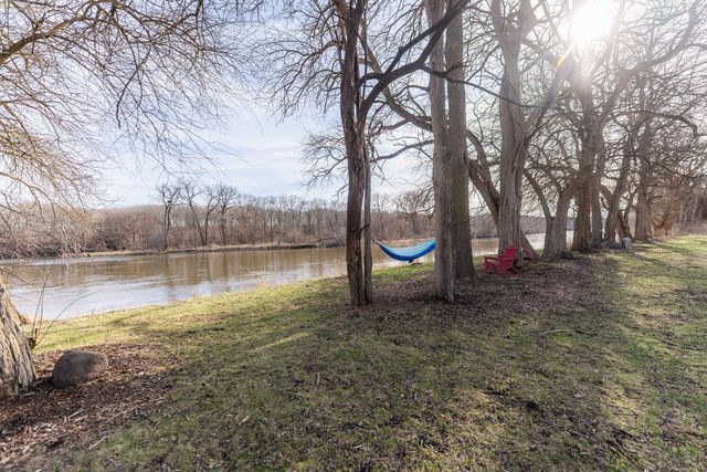 12070 River Road, Plano, IL 60545