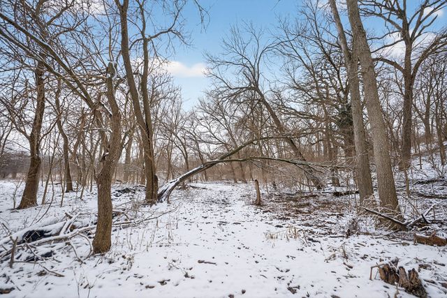 12070 River Road, Plano, IL 60545