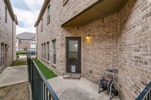 4124 Comanche Drive, Carrollton, TX 75010