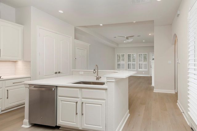 22 Mill Point Place, The Woodlands, TX 77380