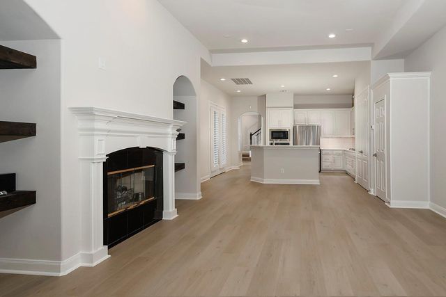 22 Mill Point Place, The Woodlands, TX 77380