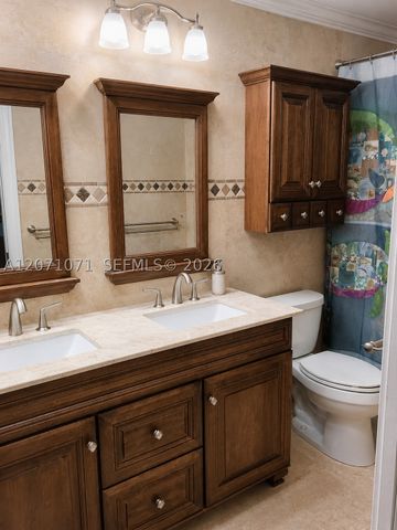 7548 NW 3rd Ct, Plantation, FL 33317