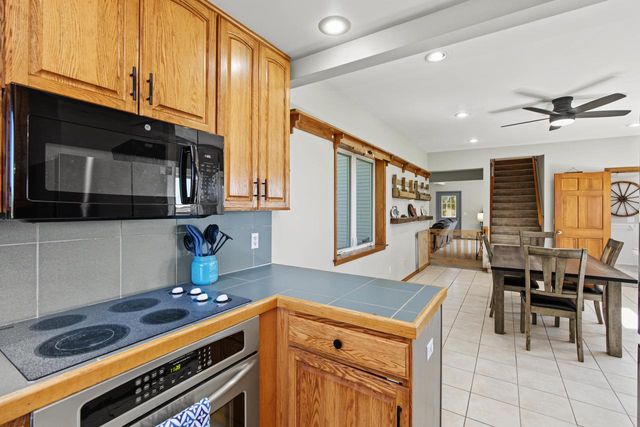 N7097 Nielson LANE, Johnson Creek, WI 53038