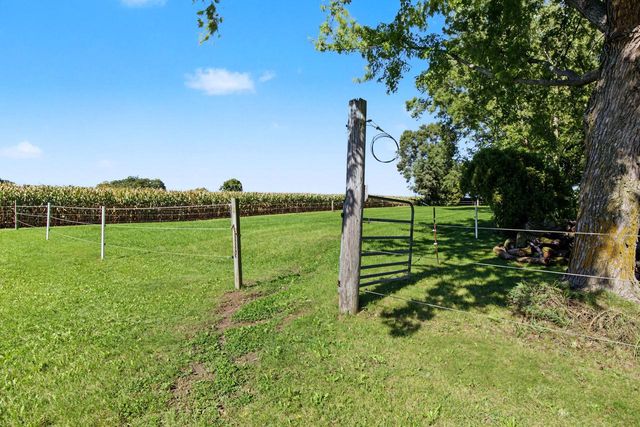 N7097 Nielson LANE, Johnson Creek, WI 53038