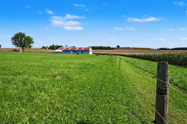 N7097 Nielson LANE, Johnson Creek, WI 53038