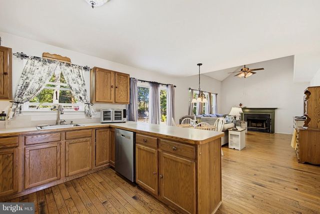 12 ROCKY RD, Little Egg Harbor Twp, NJ 08087