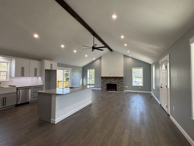 11526 Aaron Ln, Nunnelly, TN 37137