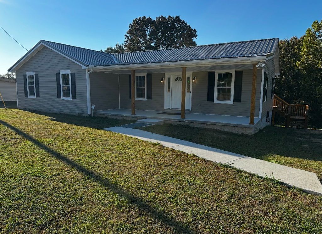 11526 Aaron Ln, Nunnelly, TN 37137