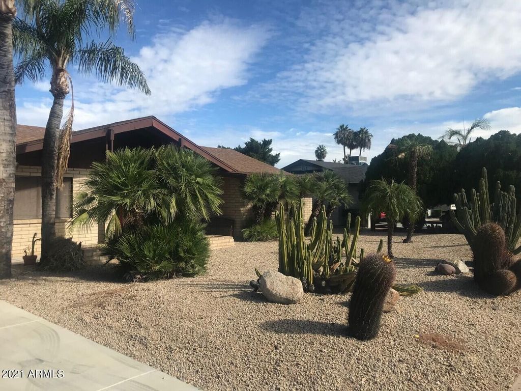 3924 E YUCCA Street, Phoenix, AZ 85028