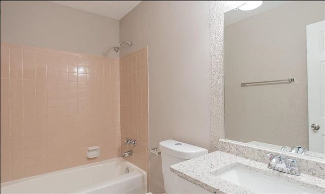 2599 Fieldstone View Lane SE, Conyers, GA 30013