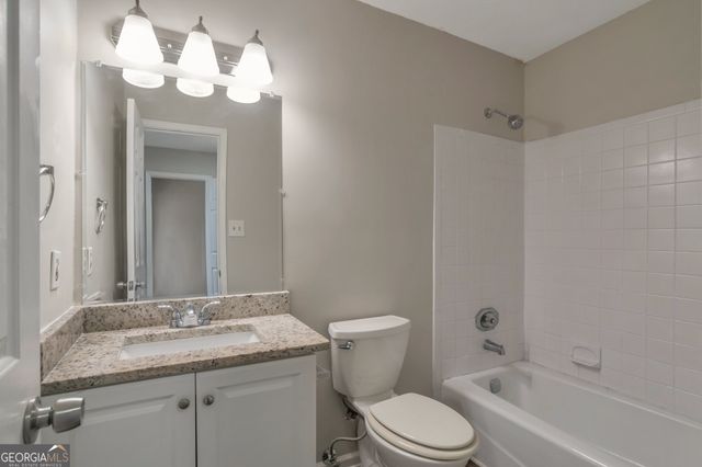 2599 Fieldstone View Lane SE, Conyers, GA 30013