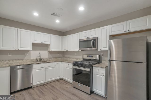 2599 Fieldstone View Lane SE, Conyers, GA 30013