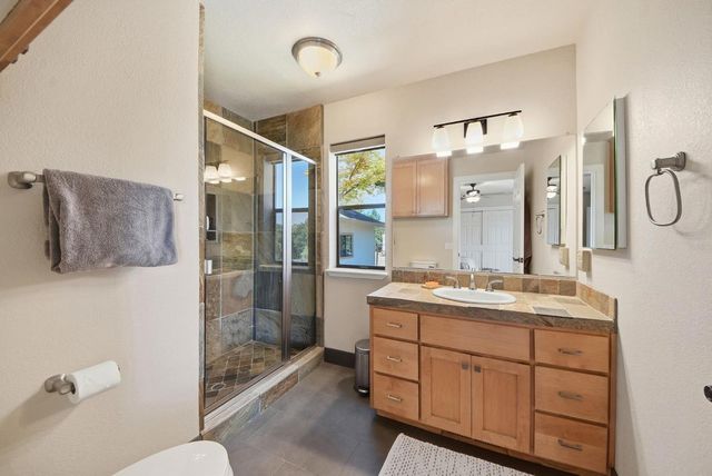 21440 Meadow Oaks Ln, Colfax, CA 95713