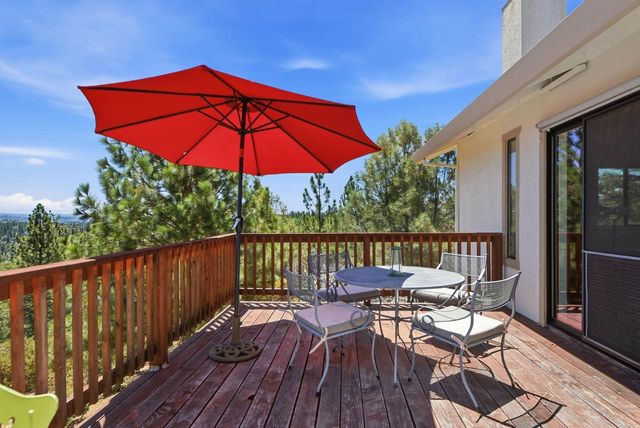 21440 Meadow Oaks Ln, Colfax, CA 95713